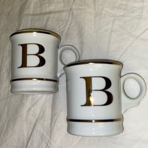 NWOT -2 White Williams-Sonoma Monogram “B” Espresso Cups w/ Gold Letter B
